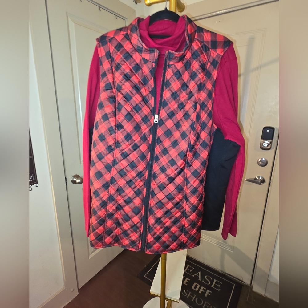 2 For $20 Kim Rogers Red and Black Plaid Women's Vest - Picture 4 of 5